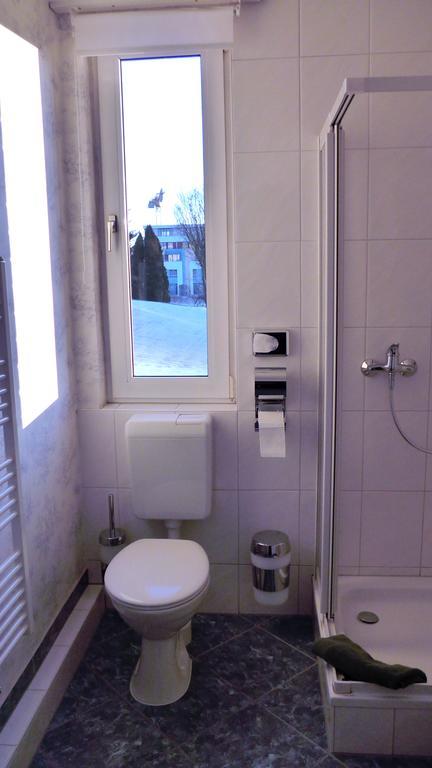 Romantisches Hotel Zur Traube Schwerin شفيرين الغرفة الصورة