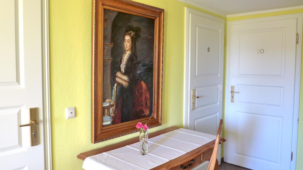 Romantisches Hotel Zur Traube Schwerin شفيرين المظهر الخارجي الصورة