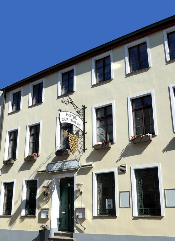 Romantisches Hotel Zur Traube Schwerin شفيرين المظهر الخارجي الصورة