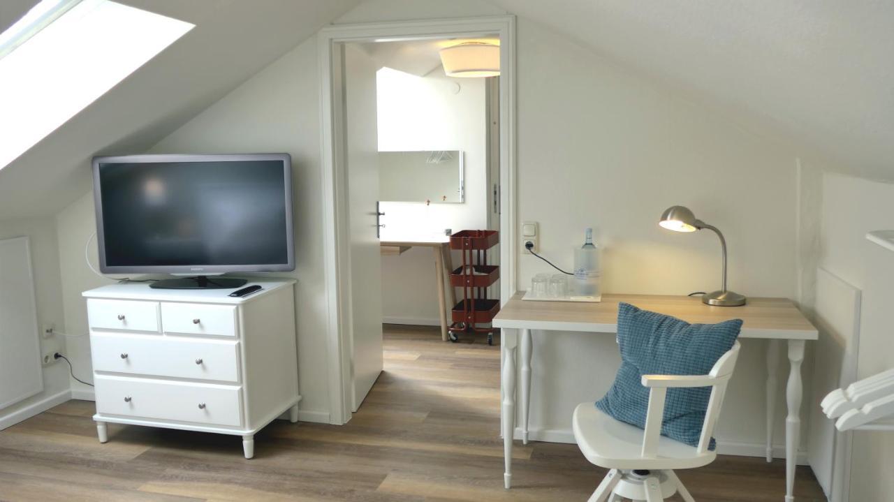 Romantisches Hotel Zur Traube Schwerin شفيرين المظهر الخارجي الصورة